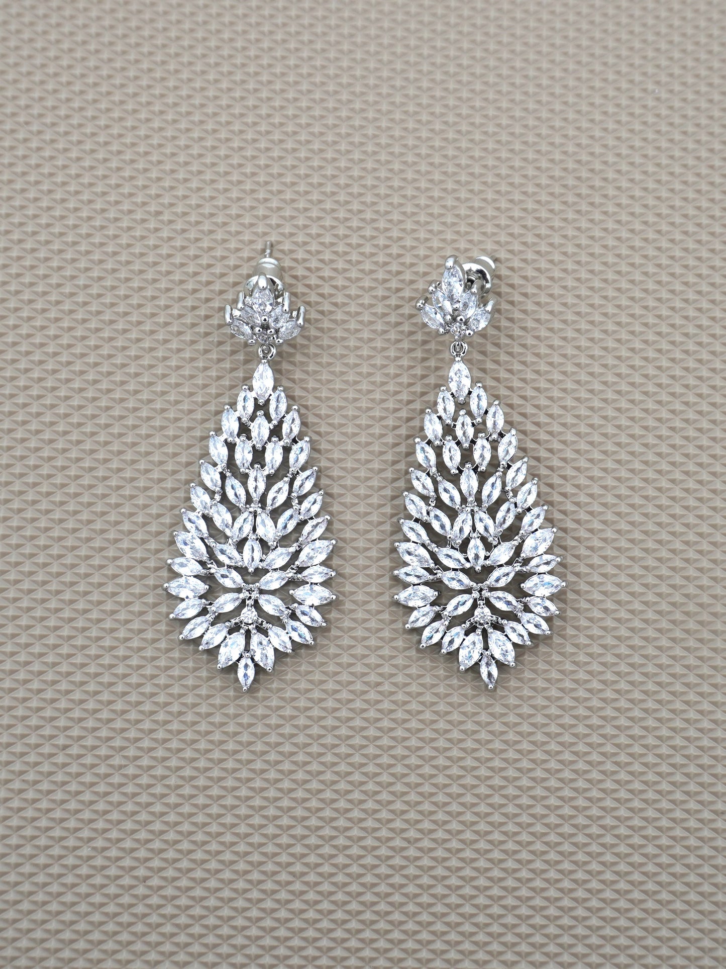 SILVER REGINA ZIRCONIA EARRINGS