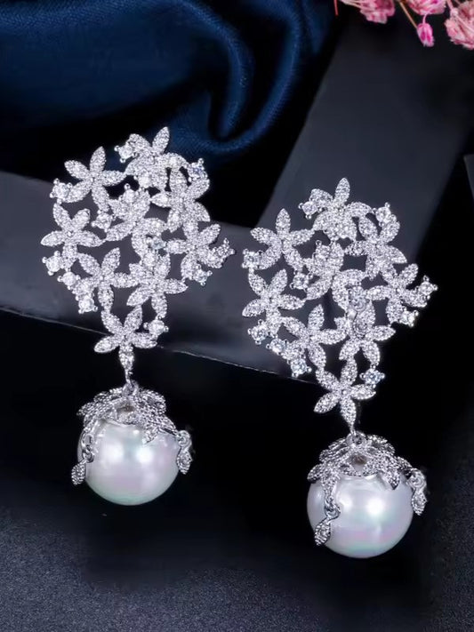 SILVER GALA ZIRCONIA EARRINGS