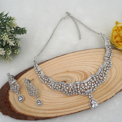 SILVER JAZLYN NECKLACE SET